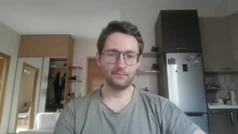 Snapshot of handsome_sasha chatting on January 2025 07:04:01 AM Sasha online show from January 2025 07:04:01 AM