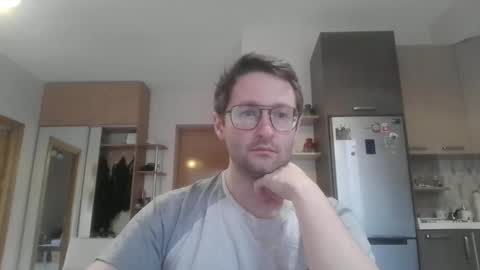 Snapshot of handsome_sasha chatting on February 2025 07:07:02 AM Sasha online show from February 2025 07:07:02 AM