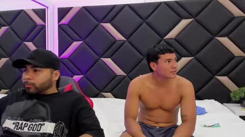 leonardfarrucknick and otis online show from October 2025 01:11:01 PM