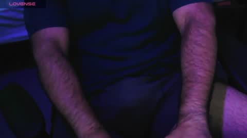 Snapshot of handyman732438 chatting on June 2026 09:57:02 AM handyman732438 online show from June 2026 09:57:02 AM