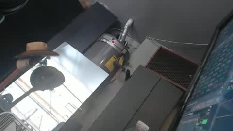 Snapshot of handystud33 chatting on April 2026 04:13:02 PM handystud33 online show from April 2026 04:13:02 PM