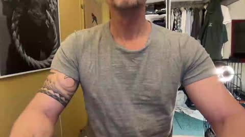 hanky online show from January 2025 05:16:02 PM