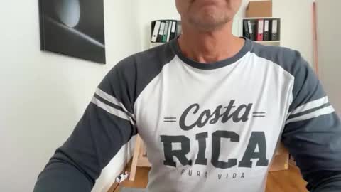 hanky online show from October 2025 10:02:02 AM