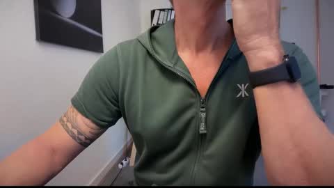 hanky online show from October 2025 09:45:01 AM