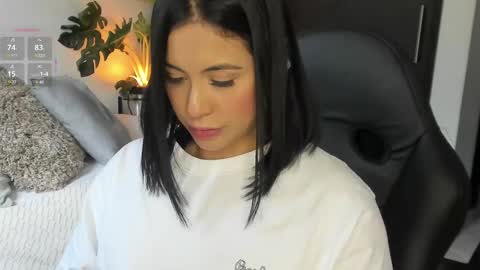 Snapshot of hanna_1sweet chatting on March 2025 08:12:01 PM hanna online show from March 2025 08:12:01 PM