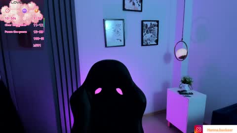 hanna  online show from April 2026 01:58:02 AM