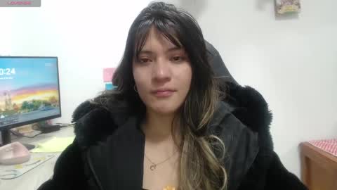 Snapshot of hanna__jones7 chatting on May 2026 03:24:02 AM Hanna online show from May 2026 03:24:02 AM