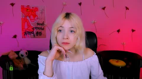 Hanna  online show from May 2026 08:21:02 AM