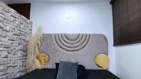 Hanna Castro online show from December 2025 02:01:02 PM