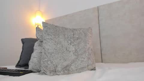 hanna_gomeez online show from December 2025 07:09:01 PM