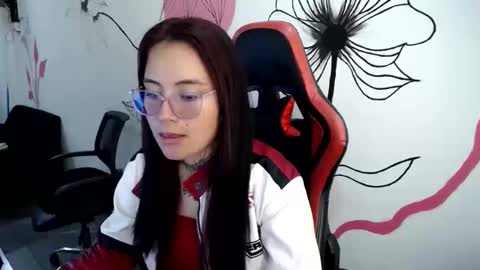 mara online show from May 2026 06:35:01 PM