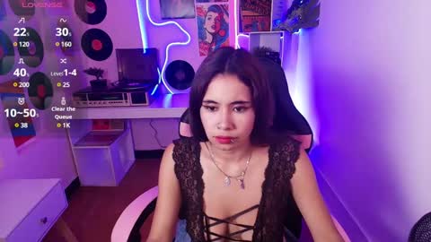 Isabella online show from March 2025 07:49:02 AM