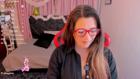 hanna_ma online show from December 2025 02:56:01 PM