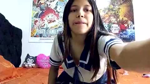 Hanna online show from November 2025 04:07:02 PM