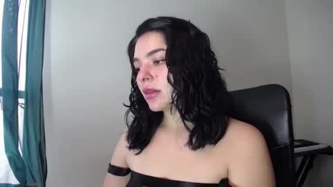 Snapshot of hannaconor chatting on January 2025 08:18:02 PM Aurora Sky online show from January 2025 08:18:02 PM