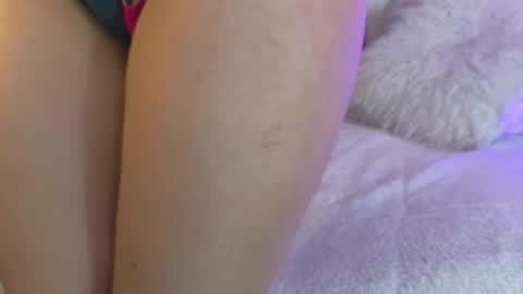 hannacruzsj online show from November 2025 09:27:01 PM