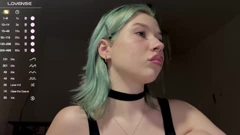 Snapshot of hannah_allin chatting on February 2025 05:36:01 PM Hannah Allin online show from February 2025 05:36:01 PM