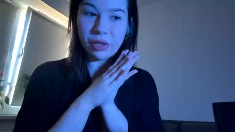Snapshot of hannah_allin chatting on April 2026 01:16:01 PM Hannah Allin online show from April 2026 01:16:01 PM