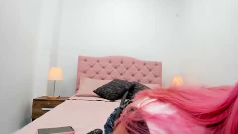 Snapshot of hannah_bernard chatting on February 2026 08:04:02 PM Hannah online show from February 2026 08:04:02 PM