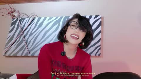 Hannah  online show from November 2025 10:13:02 PM