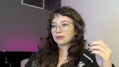 HannahHexx online show from April 2026 02:07:01 AM