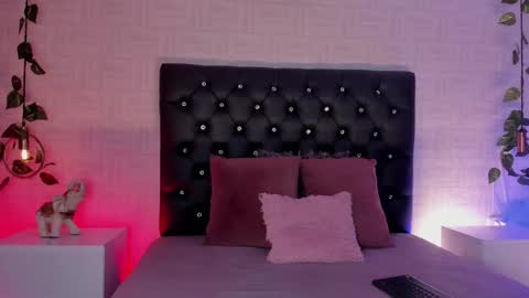 Hannah online show from February 2025 12:26:02 PM