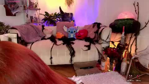 hannah_lovee online show from October 2025 02:48:01 AM