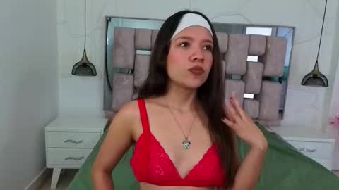 hannah_stuart online show from March 2026 01:15:01 PM