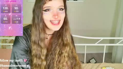 Snapshot of hannah_warren chatting on December 2025 02:38:01 AM Kamila online show from December 2025 02:38:01 AM