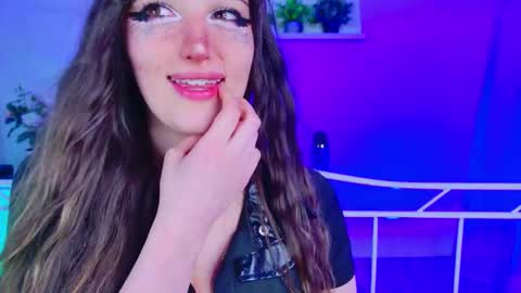 Snapshot of hannah_warren chatting on January 2026 08:32:01 PM Kamila online show from January 2026 08:32:01 PM