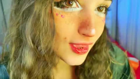 Snapshot of hannah_warren chatting on March 2026 06:19:02 AM Kamila online show from March 2026 06:19:02 AM