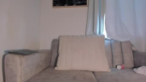 Hannah  online show from April 2026 12:31:01 PM