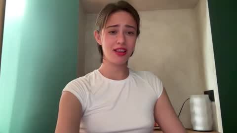 hannahinto online show from March 2026 09:48:01 AM