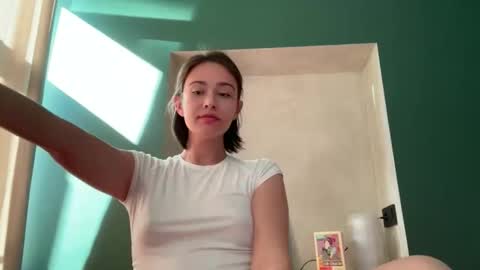 hannahinto online show from April 2026 11:15:01 AM