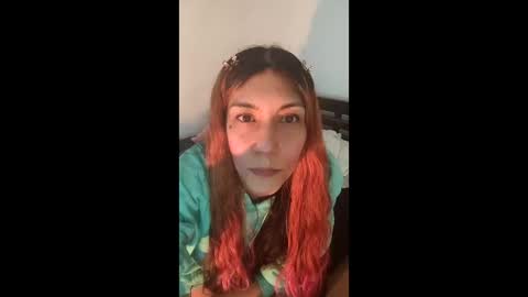 Snapshot of hannaqueen23 chatting on February 2026 07:13:01 AM hannaqueen23 online show from February 2026 07:13:01 AM