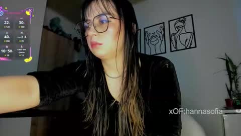   hannasofia x        Schedule 700 -1400GTM-5 online show from October 2025 03:25:01 PM