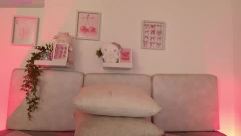 Snapshot of hanni_dulce chatting on May 2026 12:54:02 PM Yumii online show from May 2026 12:54:02 PM