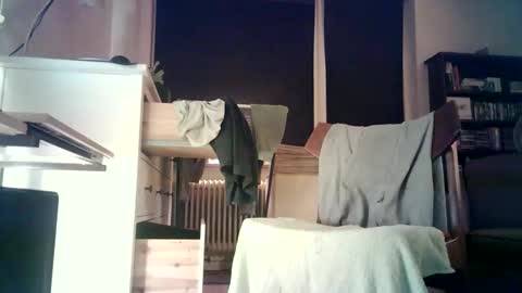 Hannsi64 online show from March 2026 06:25:01 PM