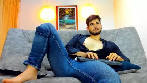 Hans online show from February 2025 08:45:01 PM