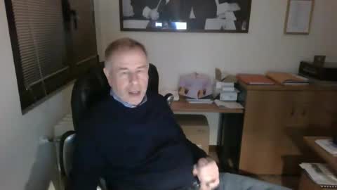 Snapshot of hanscooper chatting on December 2024 05:37:01 PM hanscooper online show from December 2024 05:37:01 PM