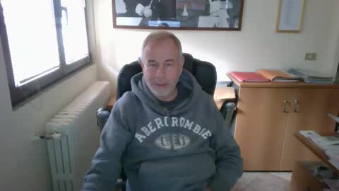 Snapshot of hanscooper chatting on October 2025 01:54:01 PM hanscooper online show from October 2025 01:54:01 PM