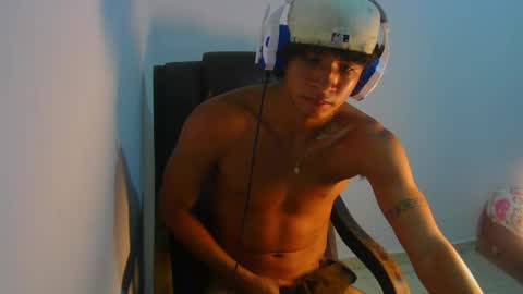 Snapshot of hansel_take chatting on May 2026 06:47:02 PM hansel_take online show from May 2026 06:47:02 PM