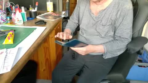 charly online show from May 2026 04:09:01 AM