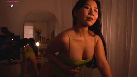 Mizi online show from January 2025 10:37:02 PM