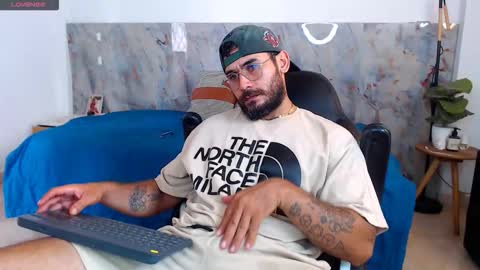 hanz_col online show from December 2025 03:41:02 PM