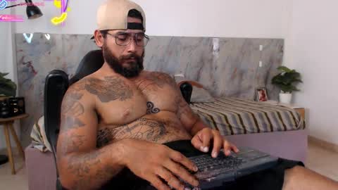 hanz_col online show from April 2026 03:53:01 PM