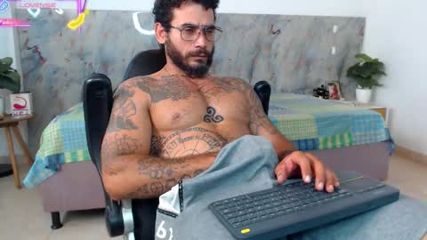 Snapshot of hanz_col chatting on May 2026 11:20:01 PM hanz_col online show from May 2026 11:20:01 PM