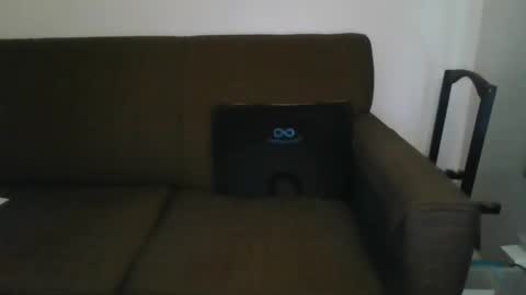 happy_johnny008 online show from April 2026 10:05:01 PM