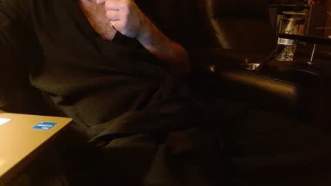 Jhonassmann12 online show from December 2024 08:40:02 AM