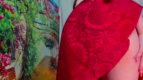 Snapshot of happymiracle chatting on December 2024 04:32:01 PM happymiracle online show from December 2024 04:32:01 PM